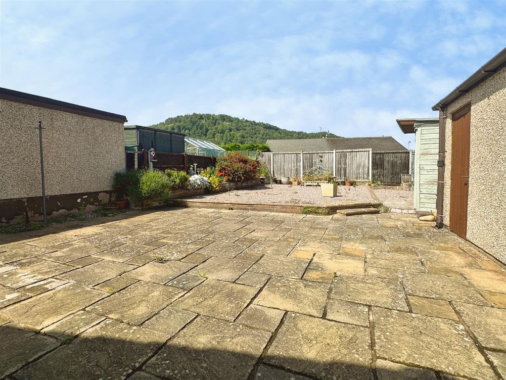 Property photo 2 of 14 Garden.Jpg