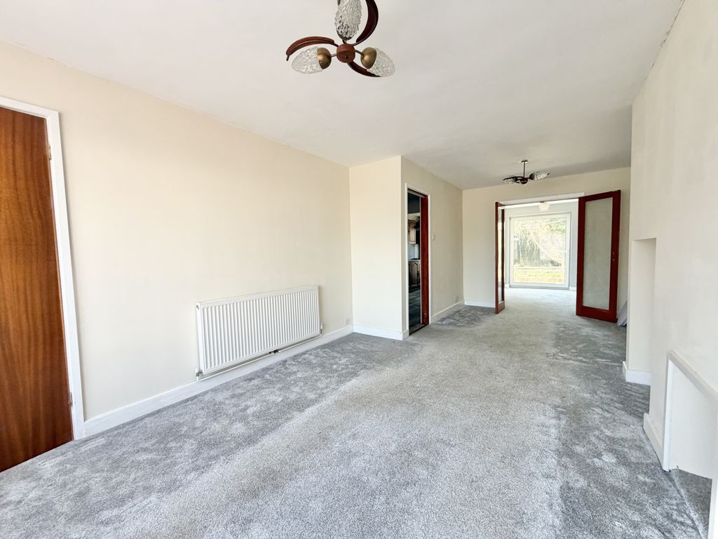 Property photo 3 of 17 Photo 3