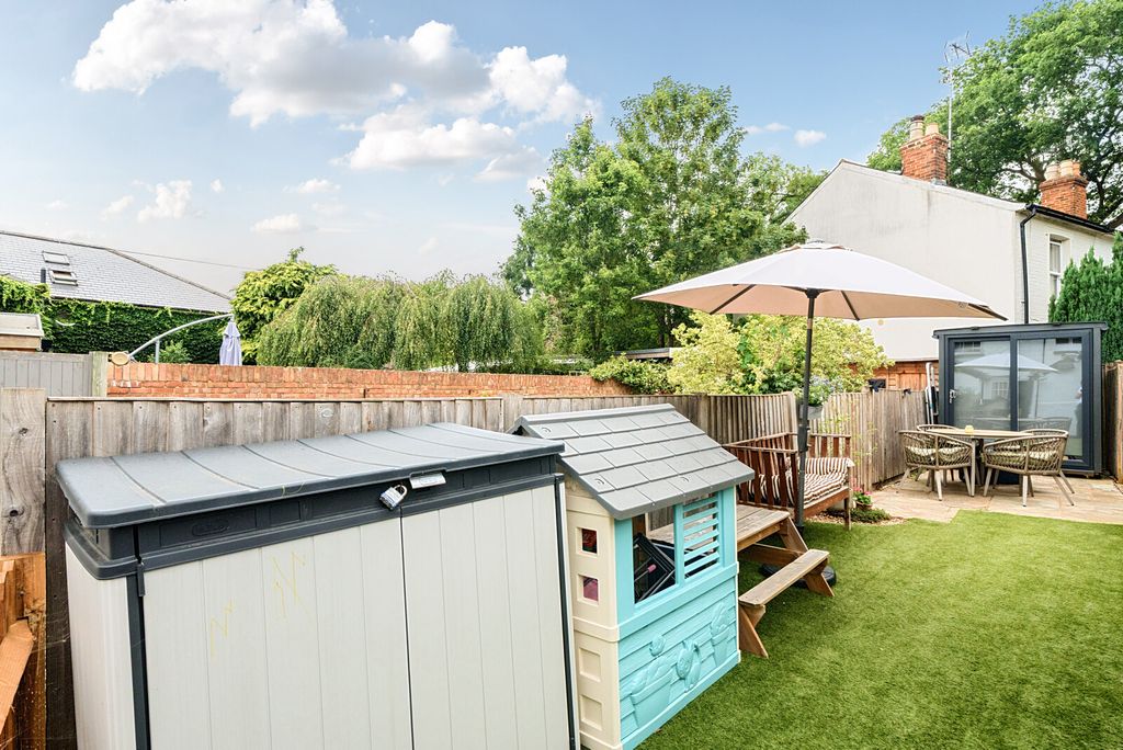 Property photo 2 of 14 32-6A438F3E27599-...