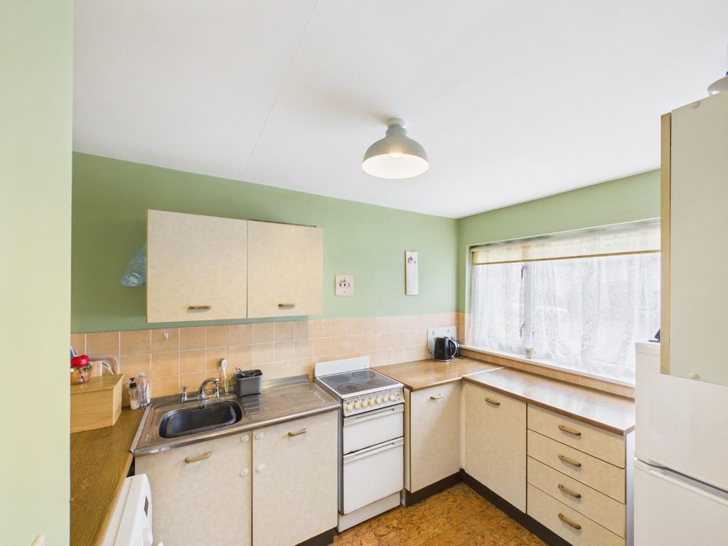 Property photo 3 of 10 Cam03182G0-Pr0048-Still009.Jpg