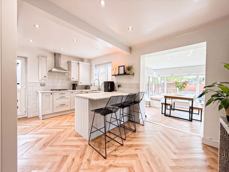 Property photo 2 of 17 Photo 10