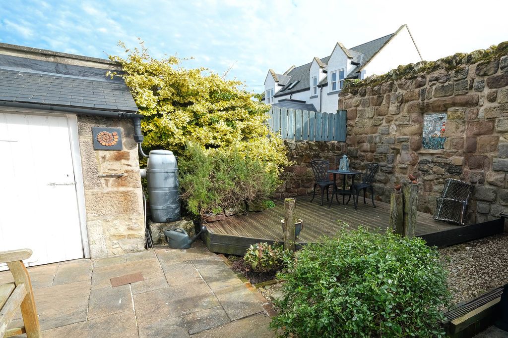 Property photo 3 of 17 Photo 9