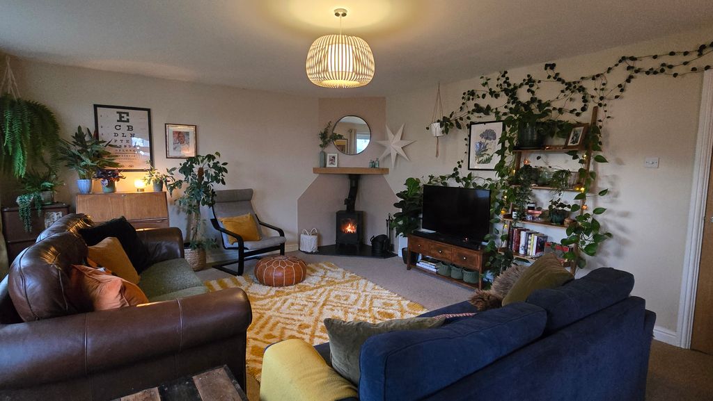 Property photo 3 of 23