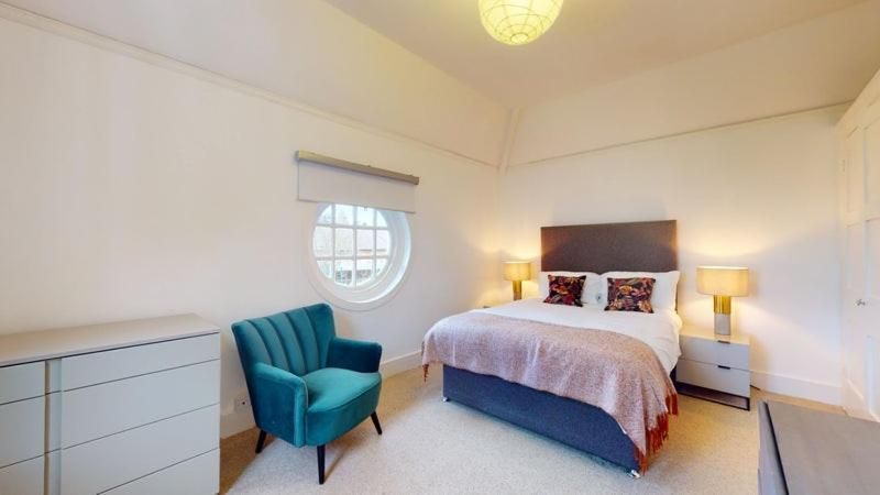 Property photo 1 of 17 1