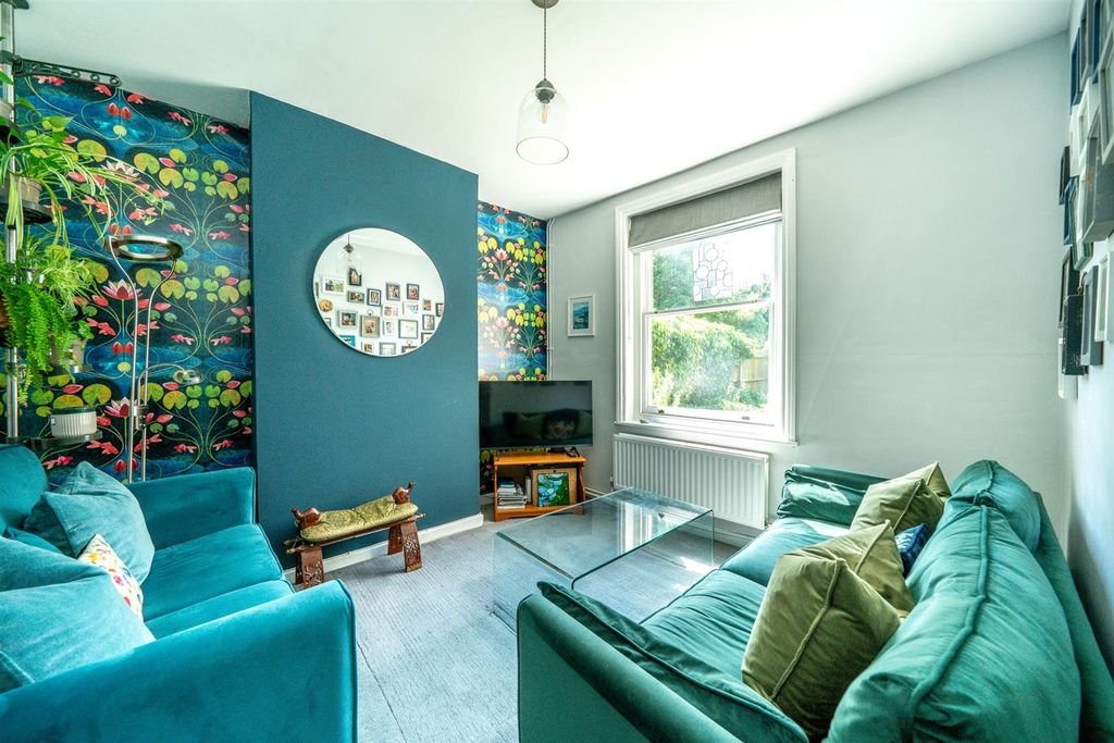 Property photo 3 of 15 1-Grange-Street-1012.Jpg