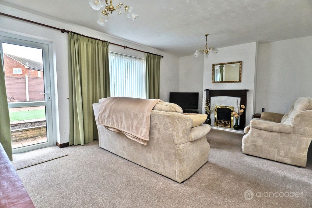 Property photo 3 of 26 5108963