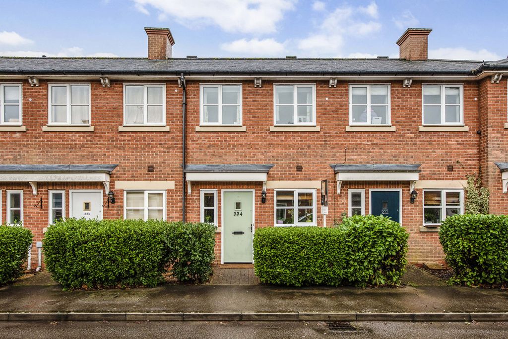 Property photo 1 of 25