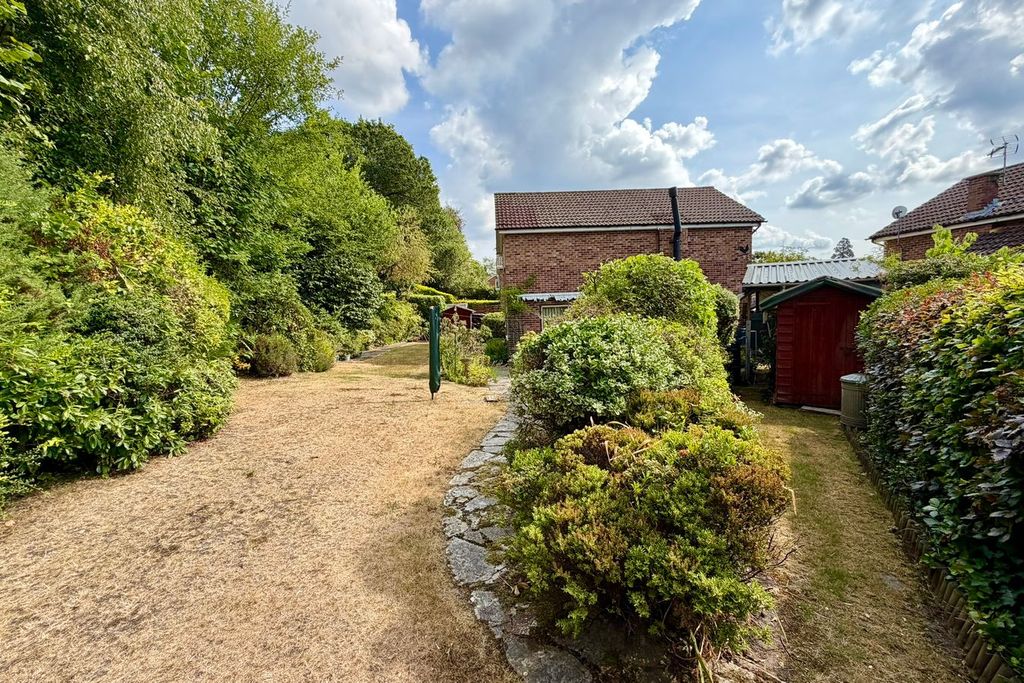 Property photo 3 of 16