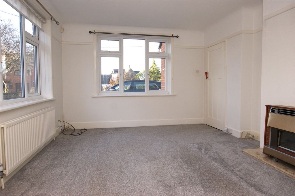 Property photo 3 of 8 Picture No. 16