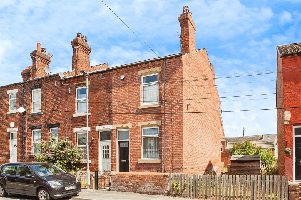 Property photo 2 of 13