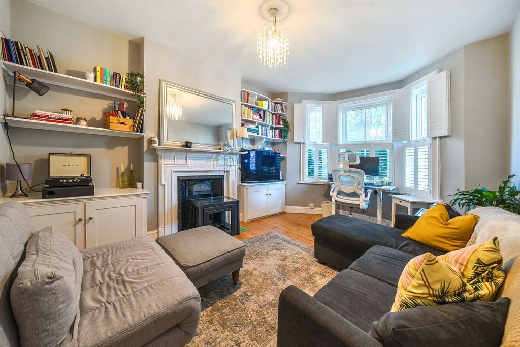 Property photo 2 of 17 1-6A155B3B5c807-1...