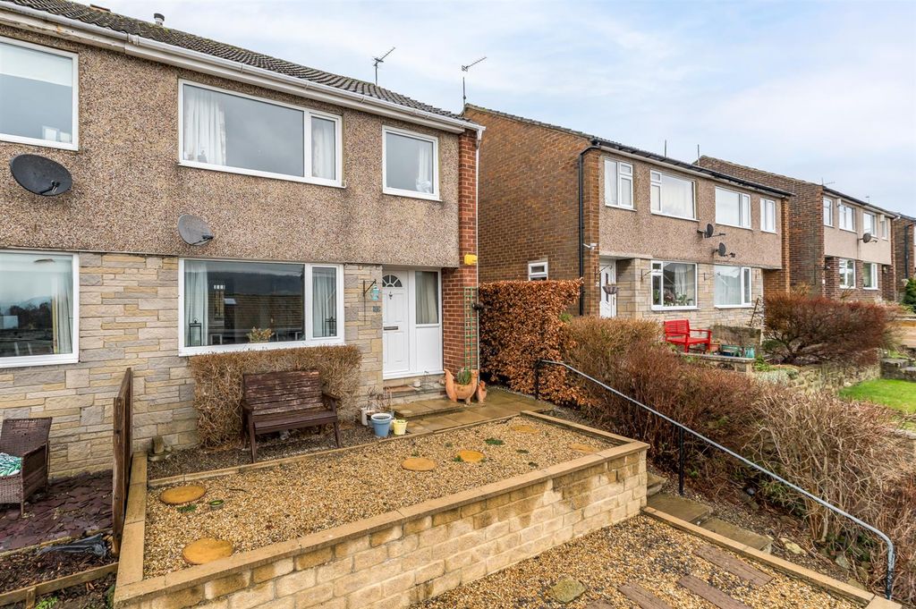 Property photo 1 of 26 Rumplecroft