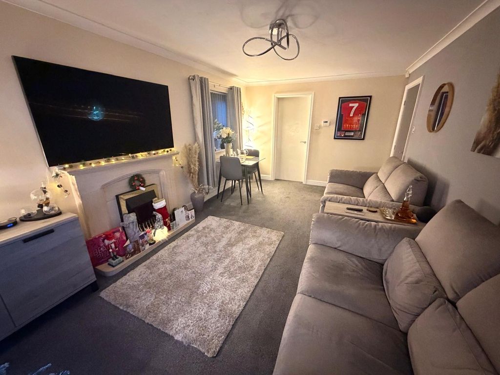 Property photo 3 of 10 Picture No. 09