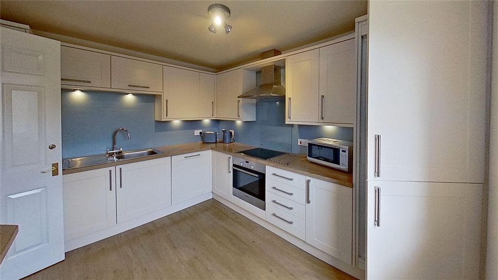 Property photo 3 of 12 Photo 3