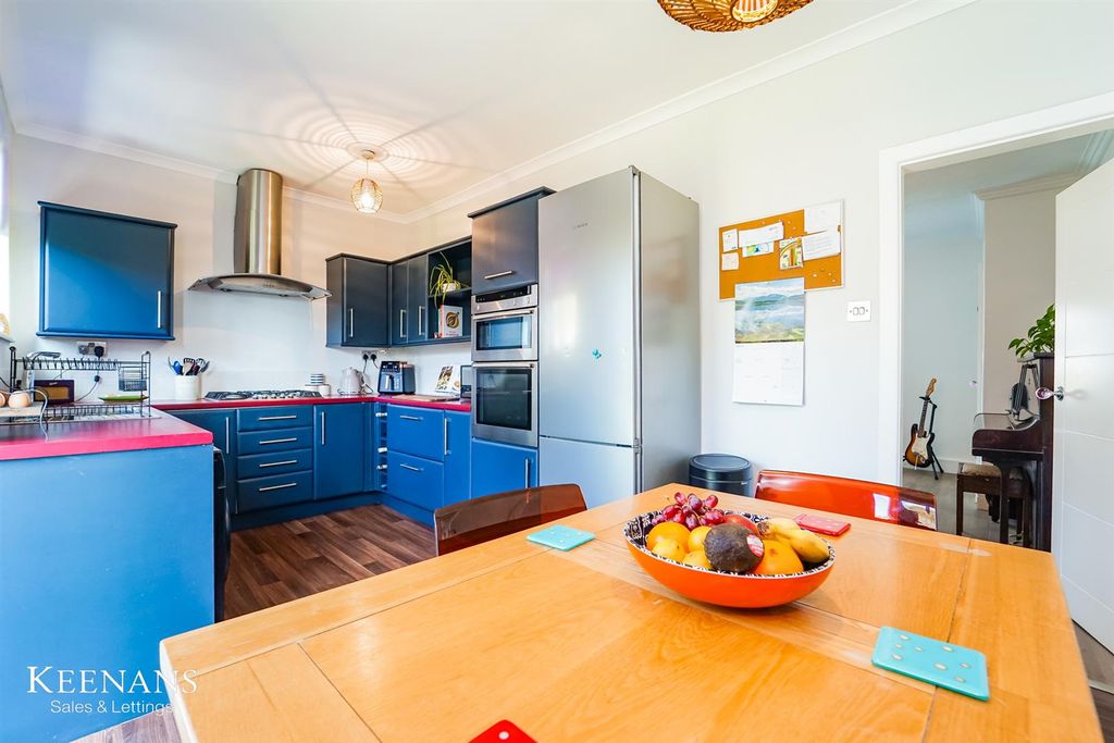 Property photo 3 of 27 3.Jpg