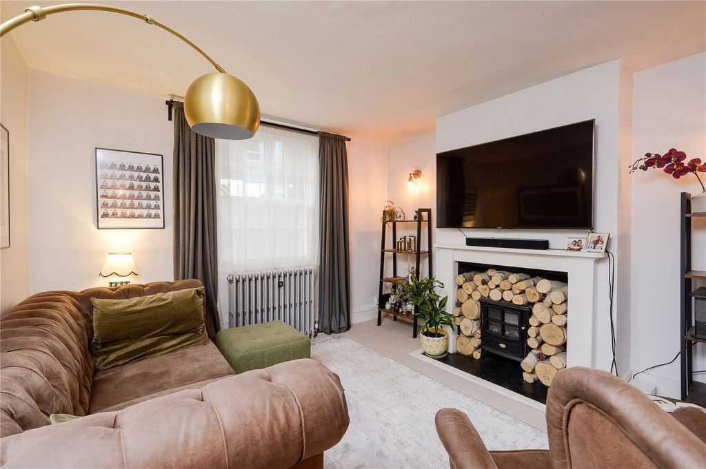 Property photo 2 of 14 Picture No. 04