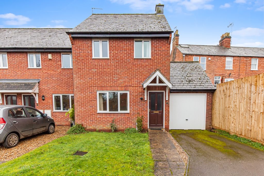 Property photo 1 of 7 151069