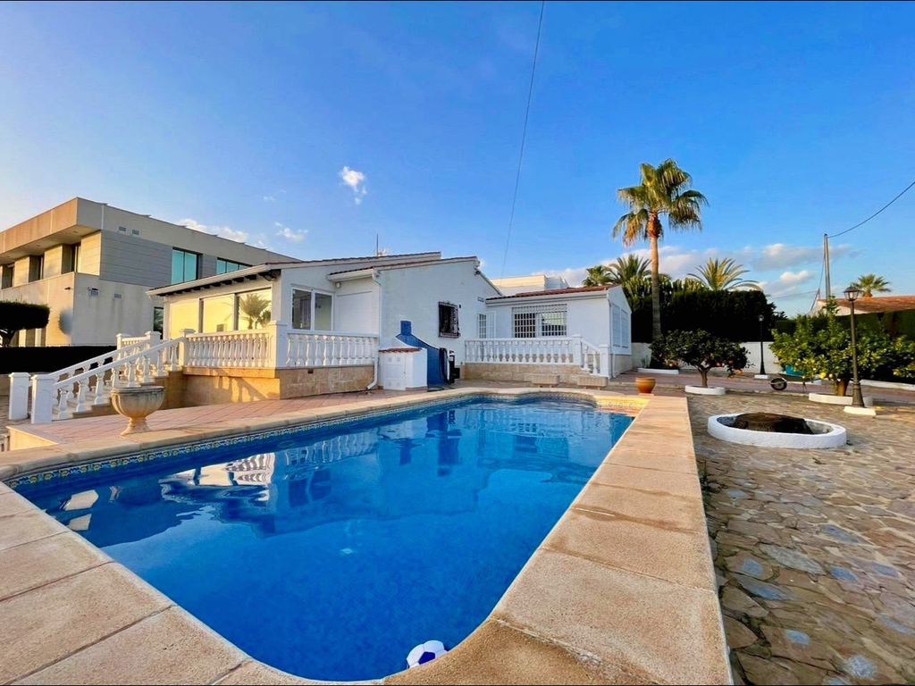 Property photo 1 of 22