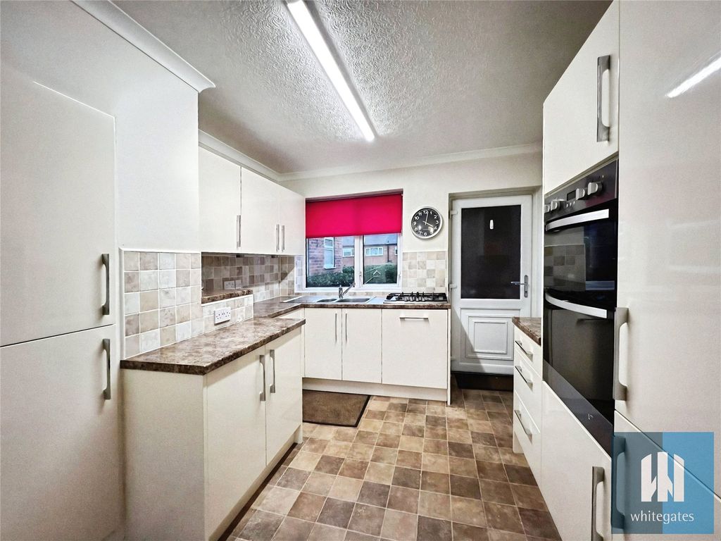 Property photo 2 of 19 Picture No. 10