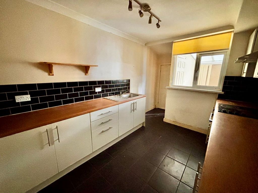 Property photo 2 of 10 Image 2
