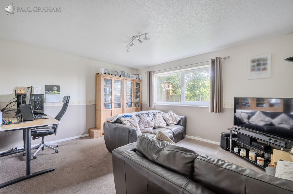 Property photo 3 of 14 461Adc29-9438-45Aa-A416-d13E74328A08