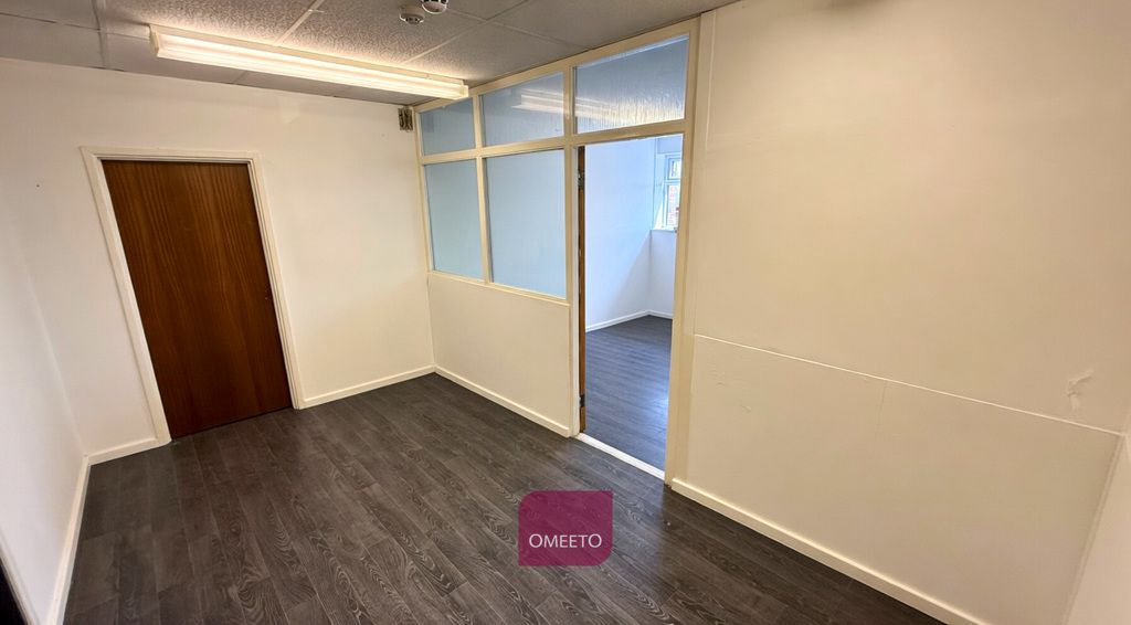 Property photo 1 of 7 Office To Rent