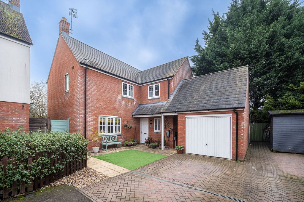 Property photo 1 of 24