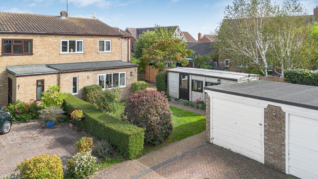 Property photo 1 of 33