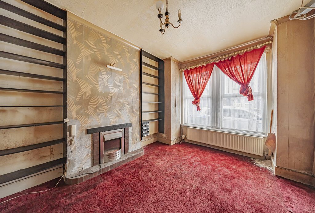 Property photo 2 of 19 1252815 (2).Jpg