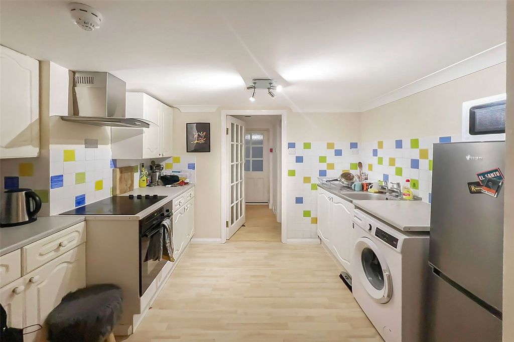 Property photo 3 of 11 Picture No. 09