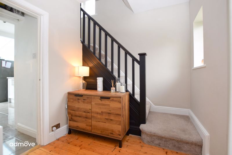 Property photo 2 of 13 Photo 12