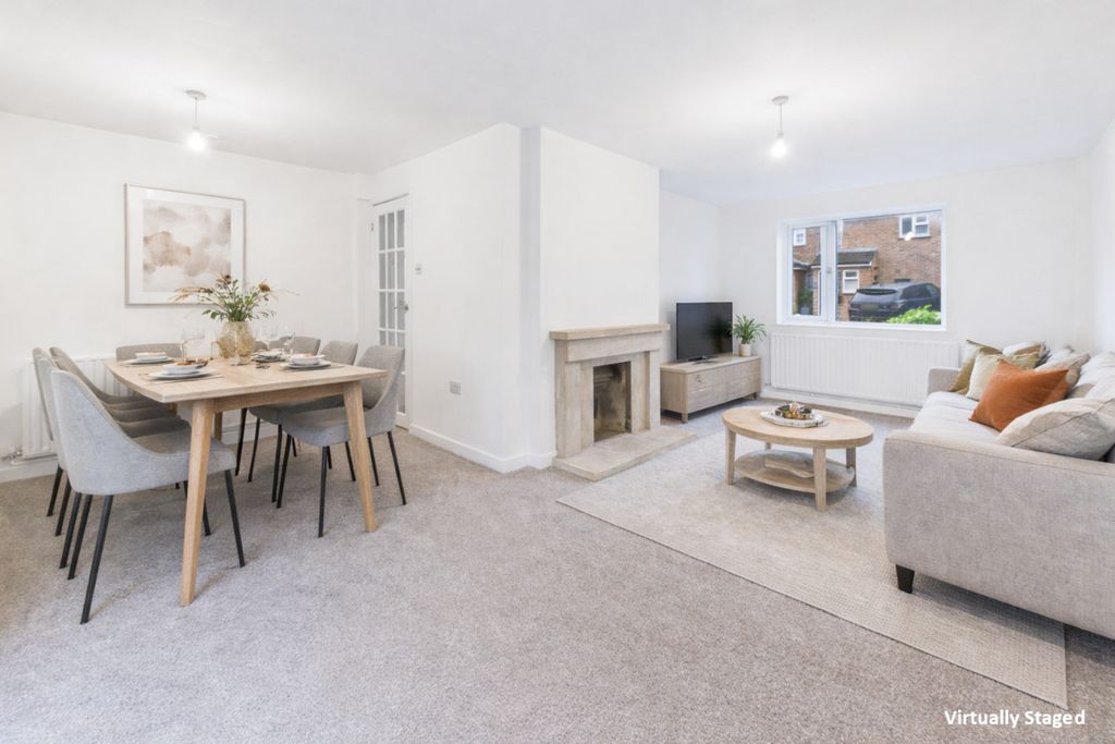 Property photo 2 of 14