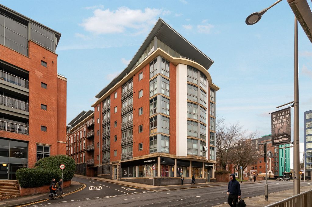 Property photo 1 of 13