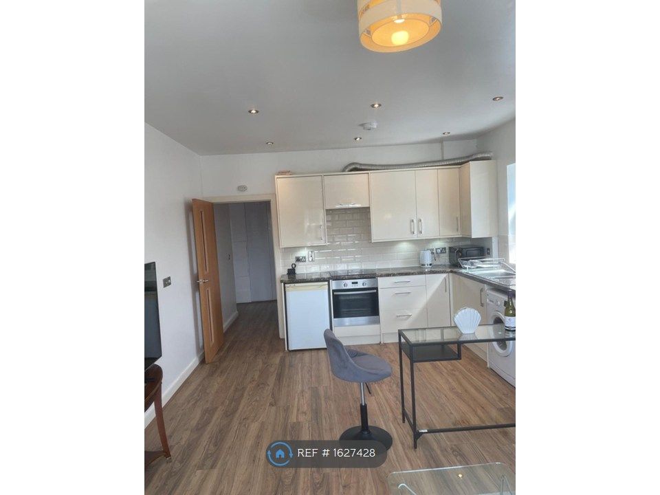 Property photo 3 of 16 Open Plan Kitchen