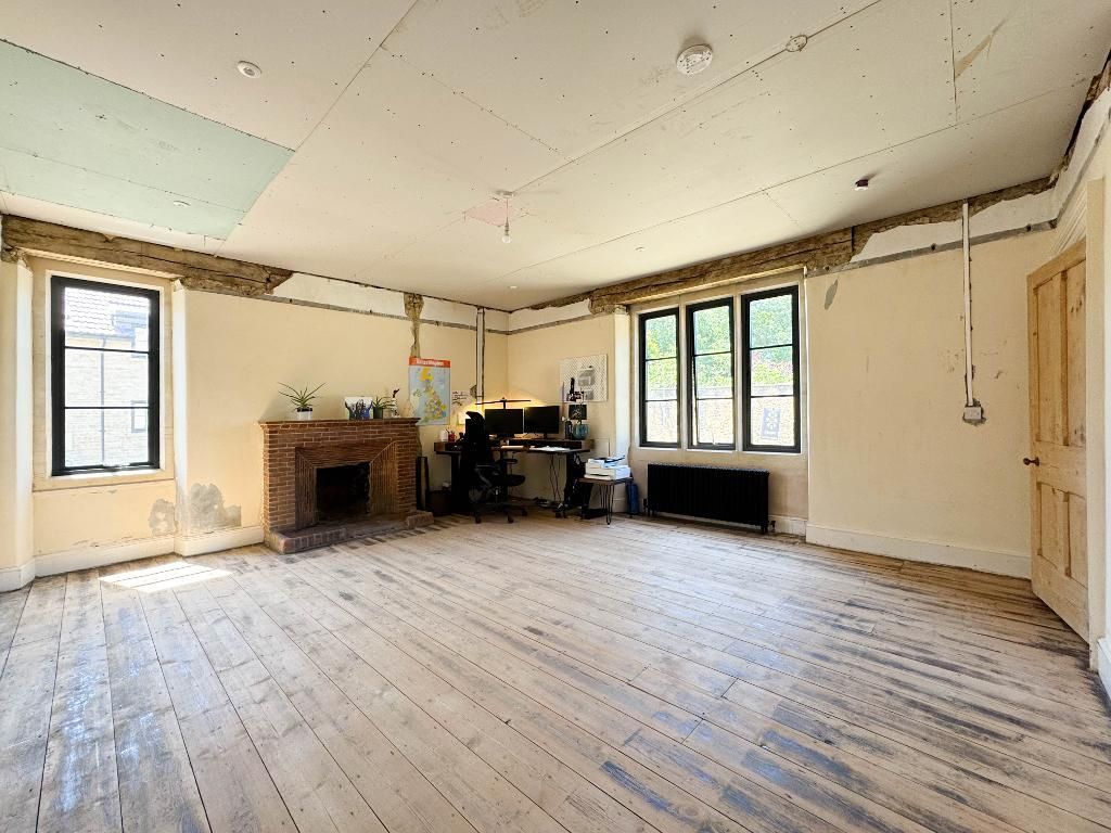 Property photo 3 of 30 6