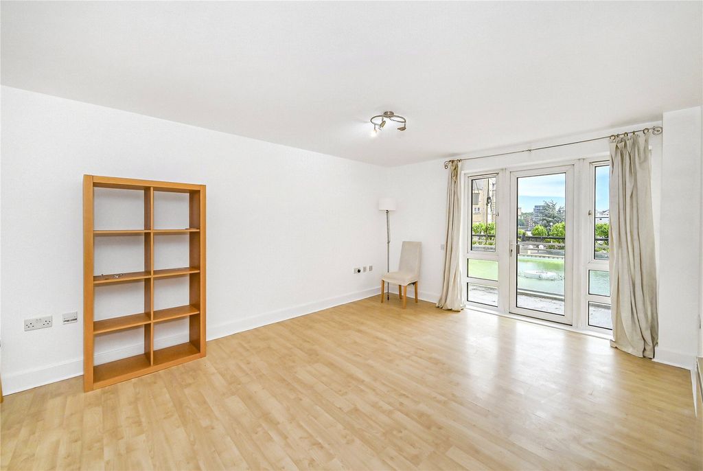 Property photo 2 of 15 Picture No. 09