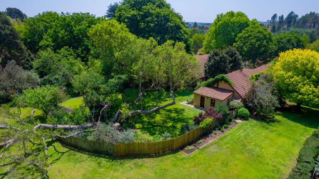 Property photo 3 of 38
