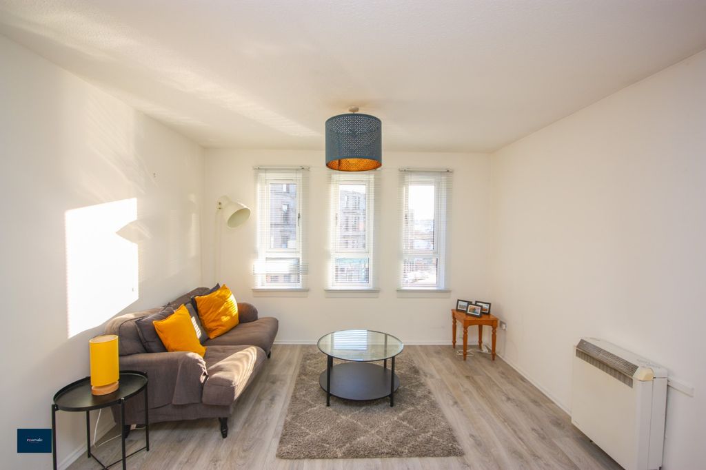 Property photo 2 of 12 Photo 2