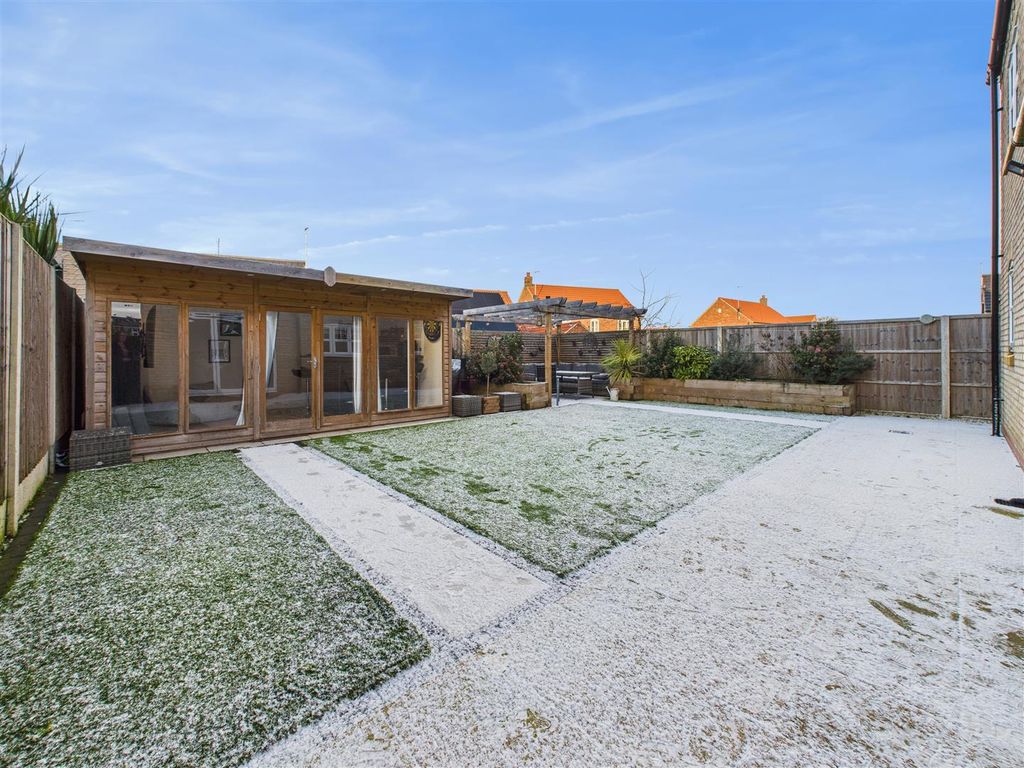 Property photo 3 of 23 Outside