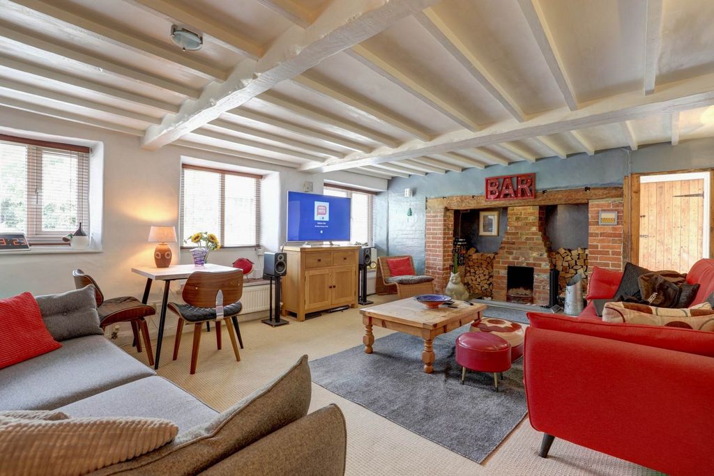 Property photo 3 of 17