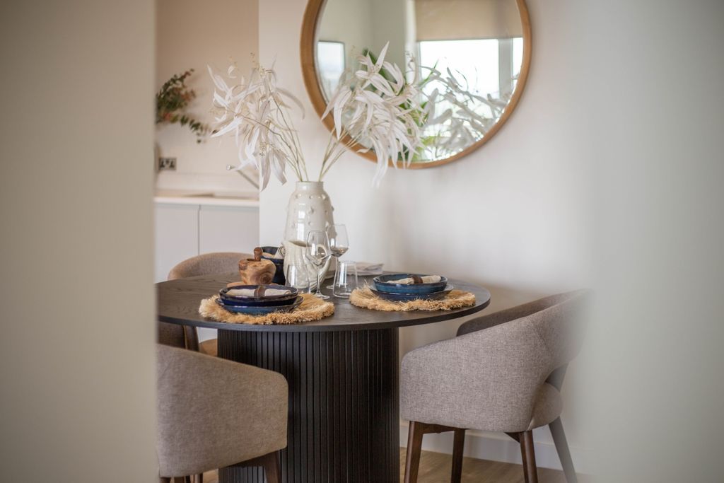 Property photo 1 of 15 105-Foundry-House...