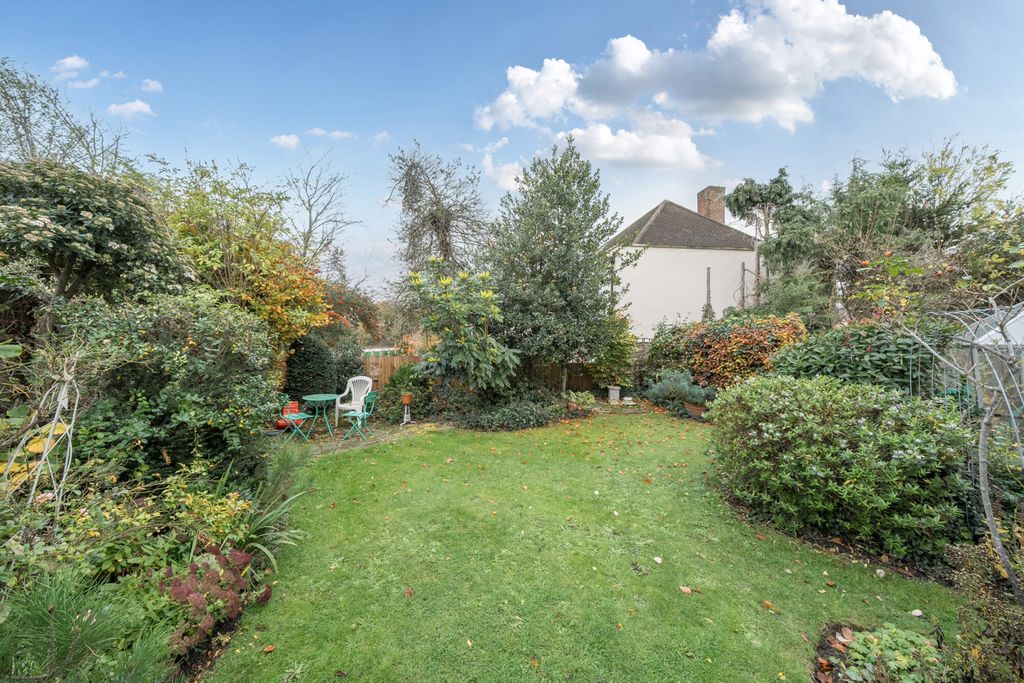 Property photo 3 of 22 Garden