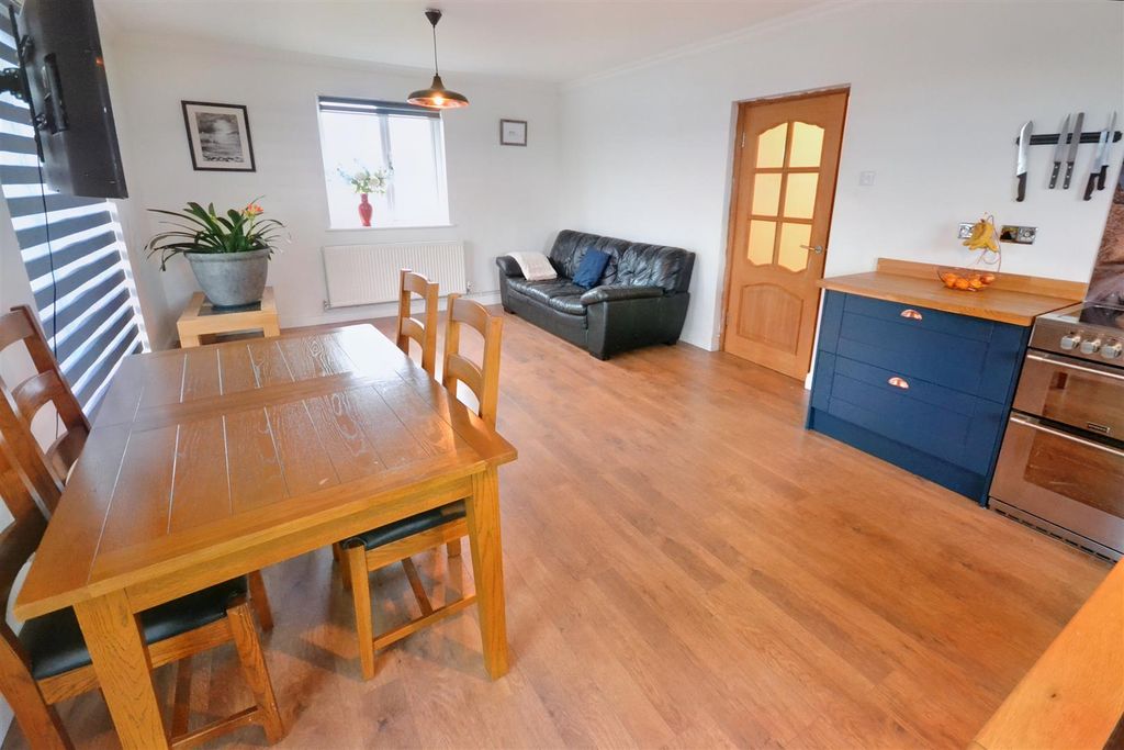 Additional image 8 of 4 bed detached bungalow for saleWaterston Road, Milford Haven SA73