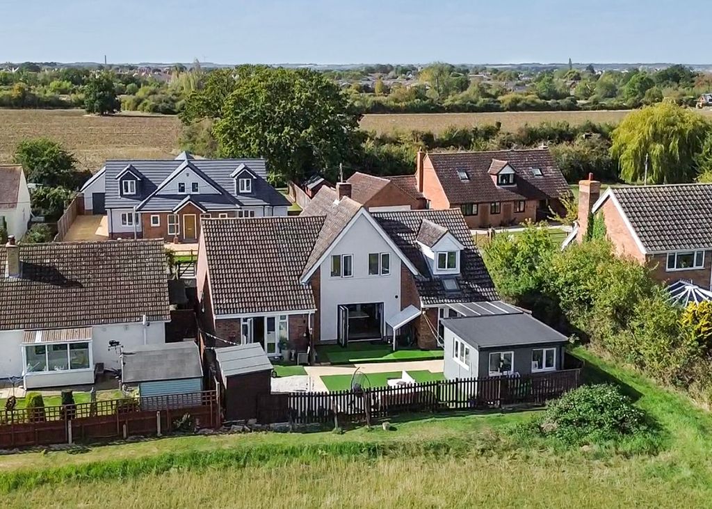 Property photo 1 of 54