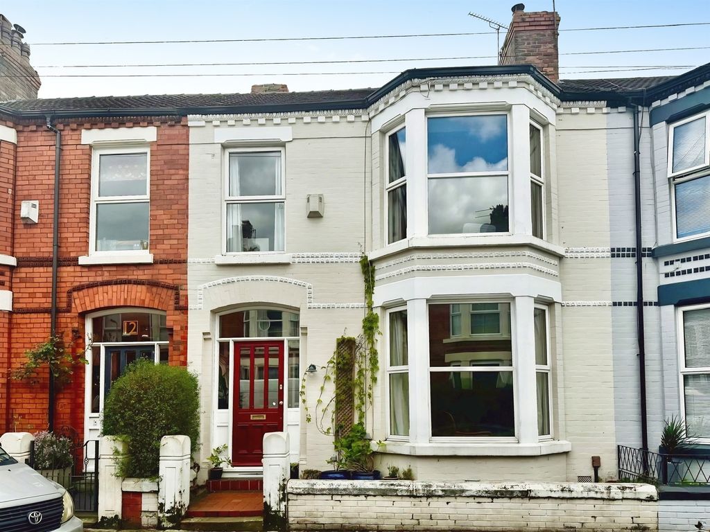 Property photo 1 of 18