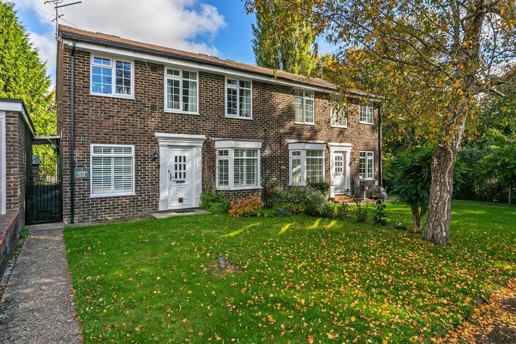 Property photo 1 of 9