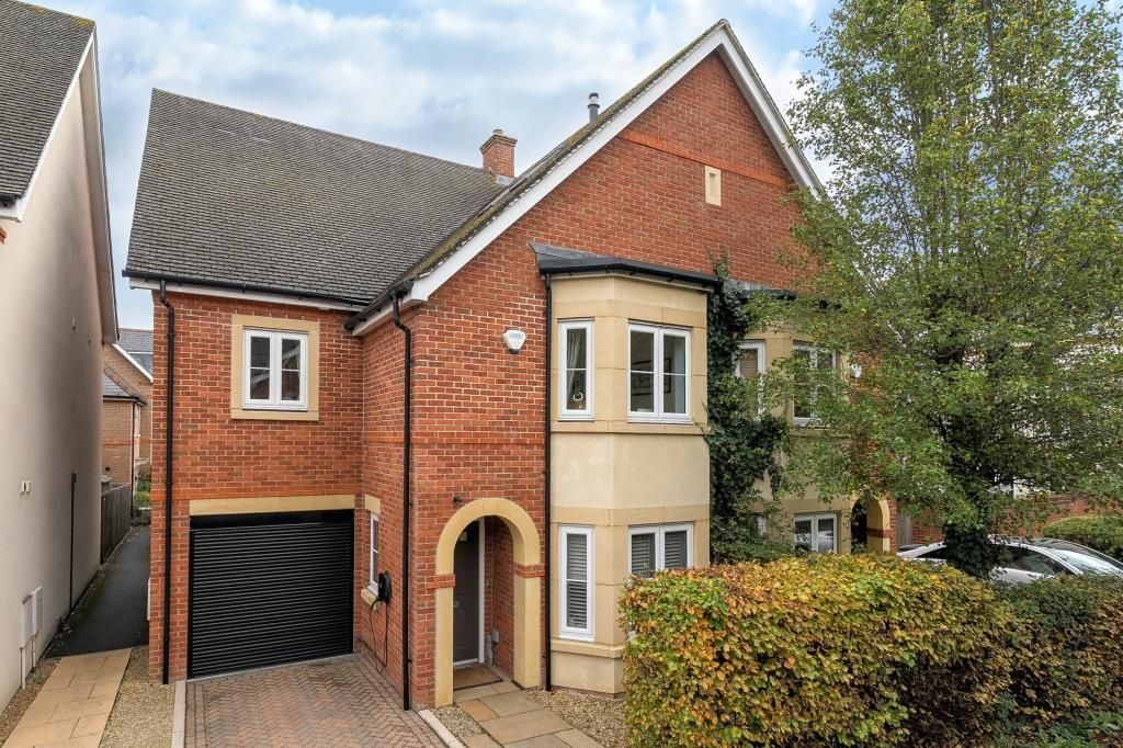 Property photo 1 of 13 External View