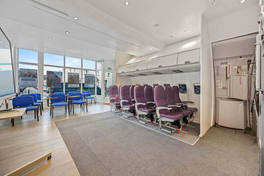 Property photo 1 of 4