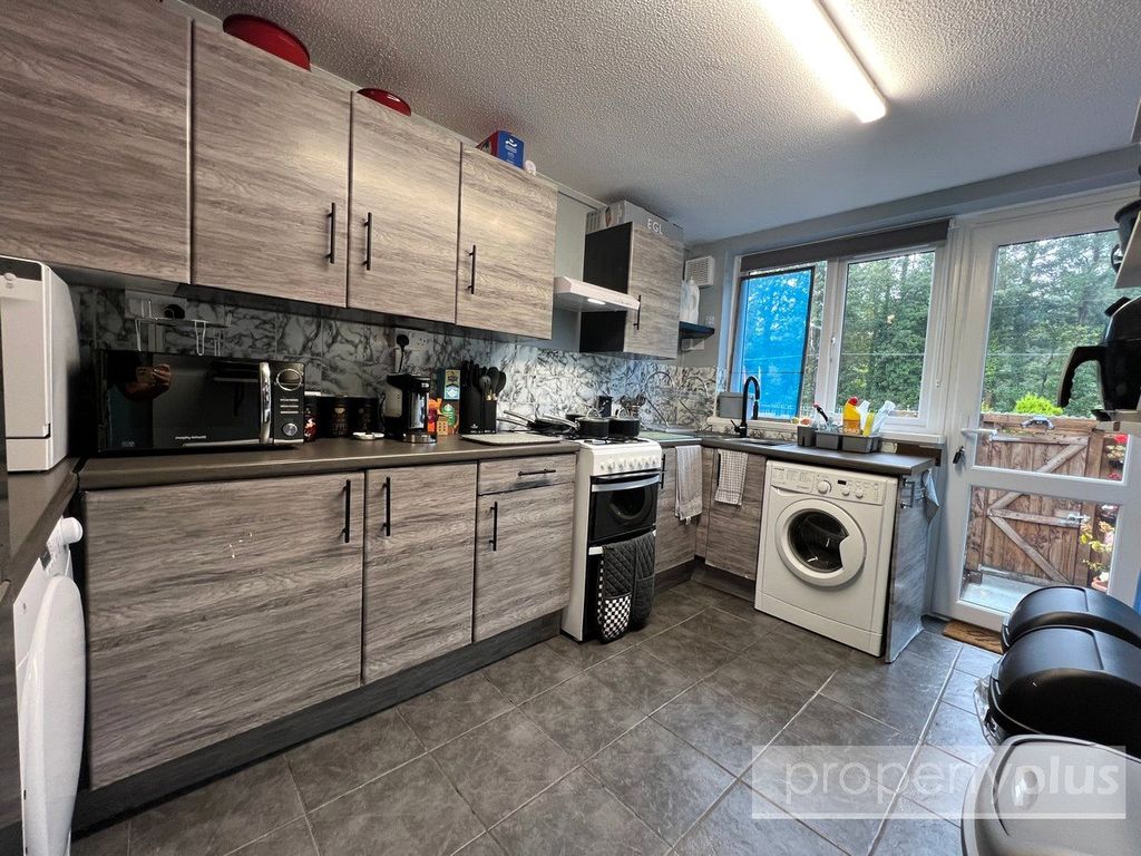 Property photo 1 of 10 Picture No. 07