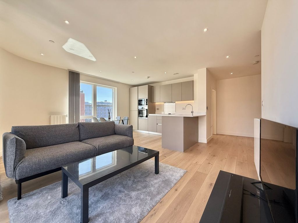 Property photo 2 of 19 Gallery